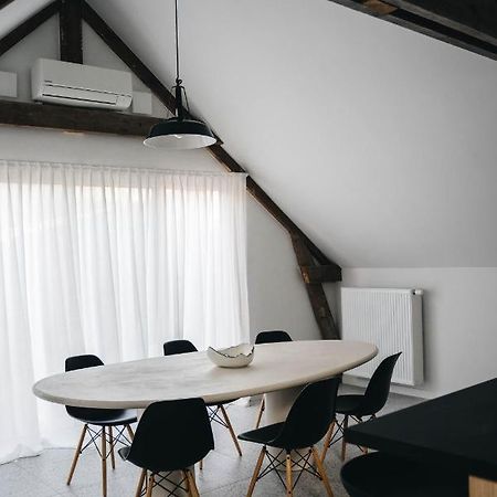Gezellige Loft Met Twee Slaapkamers Ieper Exteriör bild