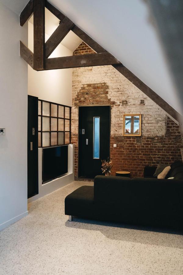 Gezellige Loft Met Twee Slaapkamers Ieper Exteriör bild