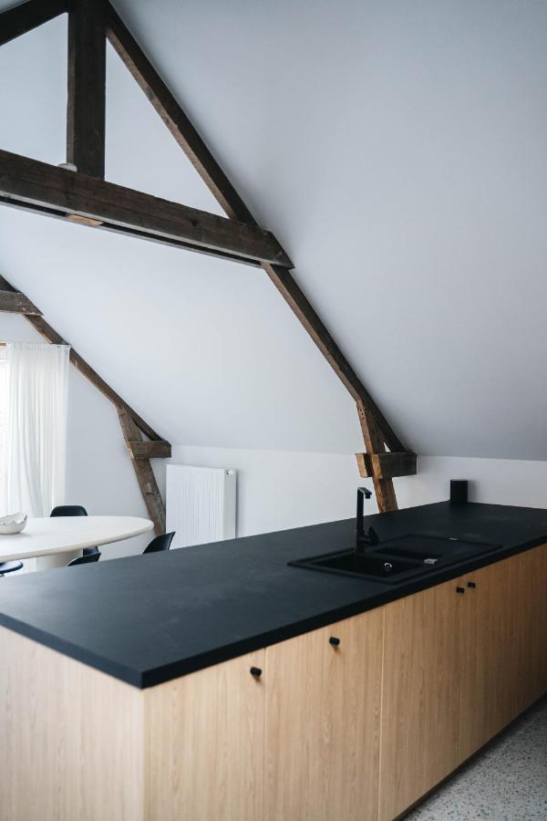 Gezellige Loft Met Twee Slaapkamers Ieper Exteriör bild