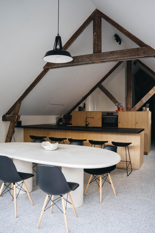 Gezellige Loft Met Twee Slaapkamers Ieper Exteriör bild